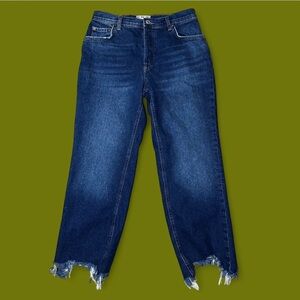 We The Free Midrise Maggie Dark Wash Denim Jeans Cropped Distressed